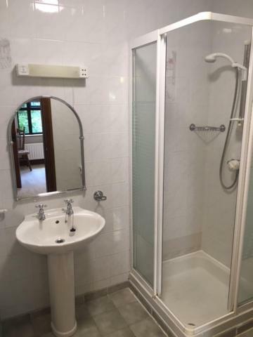 Ivy House Appartement Galway Buitenkant foto